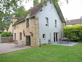 Orne, Gîte in Alençon, Grange du XVIIe rénovée, jardin, trampolines, proche Alençon, idéale familles et cavaliers FR-1-497-24 N°863065