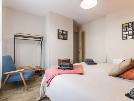 Maison lumineuse avec terrasse, jardin et équipement complet près de la voie verte - Photo 16