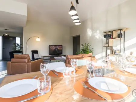 Maison lumineuse avec terrasse, jardin et équipement complet près de la voie verte - Photo 19