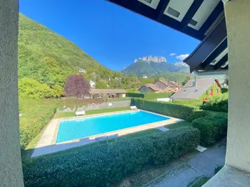 Appartamento a Annecy,Appartement 3* avec balcon, piscine et lac à proximité, activités diverses FR-1-432-4 N°906332