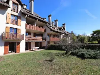 Wohnung in Annecy,Appartement 2* avec Jardin Privé, Terrasse et Parking - Calme, 2km du Lac d'Annecy FR-1-432-8 N°906342