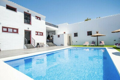 Lovely Home Aguacate - Ideal Familias, Villa 20 personnes à Villafranca del Guadalhorce 989624