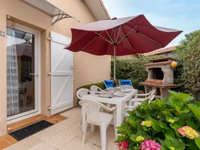 Maison à Biscarrosse Plage, Maison T3 Biscarrosse Plage - Piscine - Terrasse - Près des Dunes - L863487