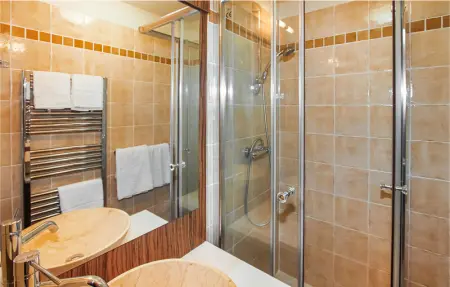 Location Maison 8 personnes à Callian - Photo 12