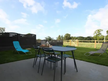 Maison de plain-pied avec jardin privatif, proche de Granville - Photo 14