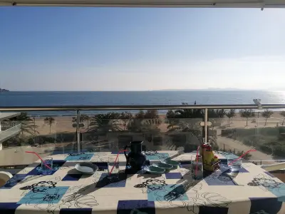 Appartement à Roses, 3170 HORT DE MAR E 341, VISTA INMEJORABLE, EN 1ª LINEA DE MAR Y FRENTE A LA PLAYA MÁS ESPACIOSA DE ROSES. EDIFICIO TRANQUILO. A.A. PARKING. - L906617