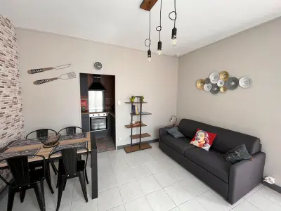 Appartement à Les Sables d'Olonne, Appartement cosy 4 pers à 50m de la plage et du marché, centre-ville des Sables-d'Olonne - L906663