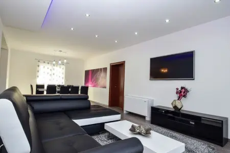 Villa Julija, Villa moderne pour se détendre à Zaton - Photo 2