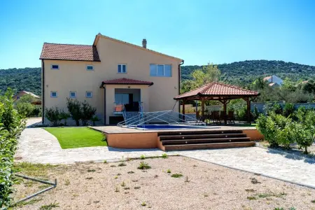Villa Julija, Villa moderne pour se détendre à Zaton - Photo 6
