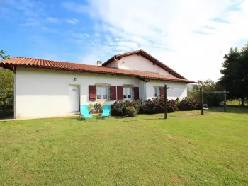 Gite à Espelette,Gîte chaleureux avec jardin et WIFI à Espelette FR-1-384-602 N°863742