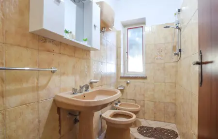 Location Maison 11 personnes à Ricadi - Photo 14