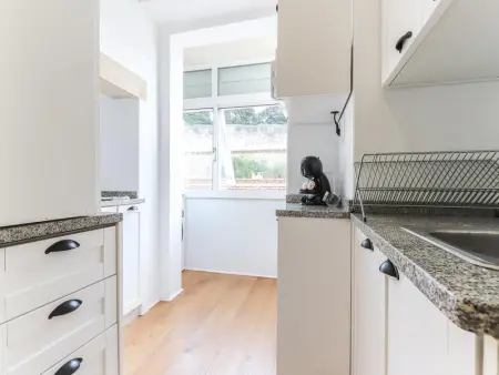Appartement Charmant à Lisbonne - Proche du Campo de Ourique - Photo 4
