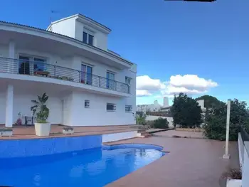 Maison à Llançà,CASA VILAJUÏGA - Amplia casa moderna con agradable piscina privada. ES-228-134 N°863903