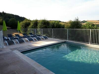 La Grande Maison, Gite 14 personnes à Montclar FR-1-601-407