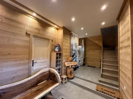 Joli chalet au calme avec poêle à bois, 4 chambres et cuisine équipée - Photo 1