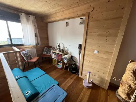 Joli chalet au calme avec poêle à bois, 4 chambres et cuisine équipée - Photo 5