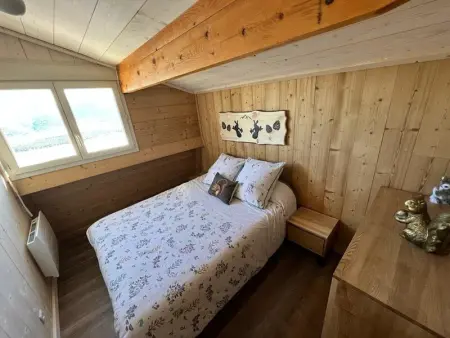 Joli chalet au calme avec poêle à bois, 4 chambres et cuisine équipée - Photo 7