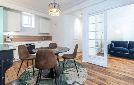 Location Appartement 4 personnes à Paris - Photo 2