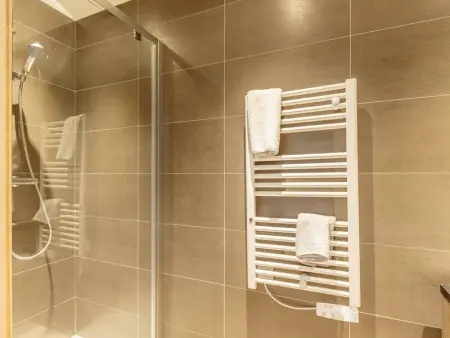 Duplex cosy avec piscine et spa, pied des pistes - Photo 4