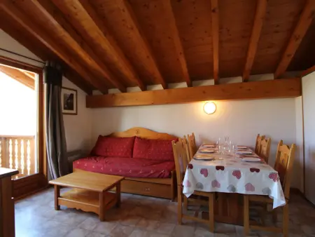 Appartement à Lanslevillard, Appartement 6 Pers au Centre de Lanslevillard, Proche Pistes - Résidence Les Essarts - L907219