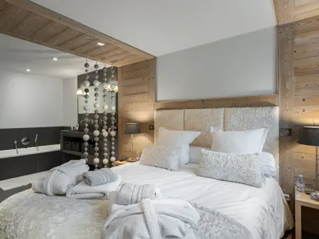 Chalet d'Exception avec Piscine, Sauna et Hammam à Courchevel - Photo 8