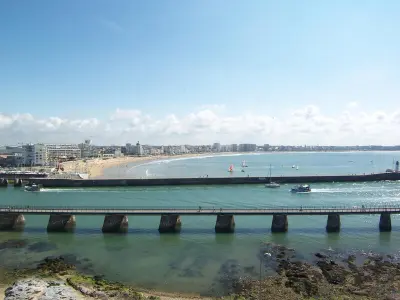 Appartement à Les Sables d'Olonne, Appartement avec vue sur le chenal, garage et wifi - L907256