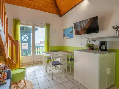 Appartement à Biscarrosse Plage, Joli Appartement proche de l'Océan à Biscarrosse - 4 pers - Parking - L907325