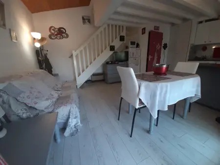 Villa Mitoyenne avec Jardin, Proche Plage à Seignosse, Piscine, Parking Privé et Wifi - Photo 9