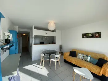 Appartement à Fouras,Appartement 4 personnes, rez-de-chaussée, piscine, plage à 200 m, wifi FR-1-709-32 N°907423