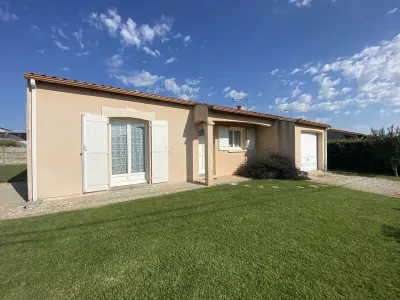 Maison à Fouras, Villa lumineuse avec jardin, à 500m de la mer et proche du centre - Fouras - L864527