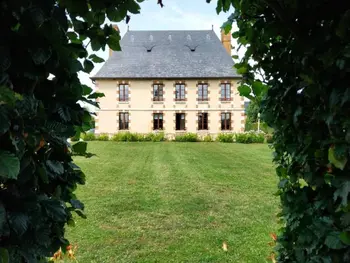 Casa rural en Hautot sur Seine,Maison spacieuse en bord de Seine avec jardin, terrasse, cheminée et équipements pour familles/amis FR-1-441-232 N°864601