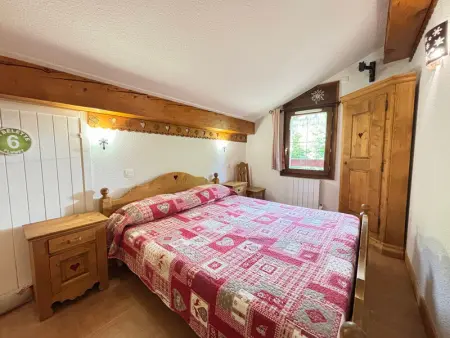 Charmant appartement au pied des pistes avec piscine et parking - Photo 6