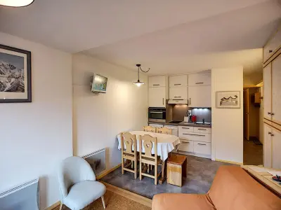 Appartement à Les Menuires, Beau 2P rénové 4 pers, ski aux pieds, parking - L958740