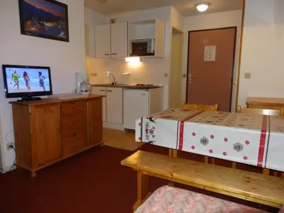 Appartement à Les Menuires, Appartement économique 2 pièces, 4 pers, ski aux pieds, wifi aux Menuires - L907748