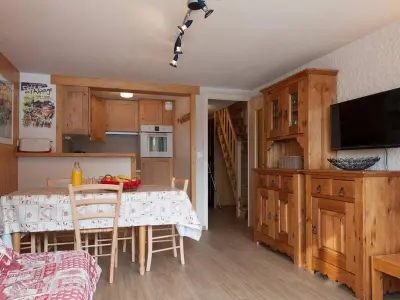 Appartement à Le Grand Bornand, Appartement ensoleillé 3 pièces - 6 pers avec cheminée au Grand Bornand, proche des pistes - L907750