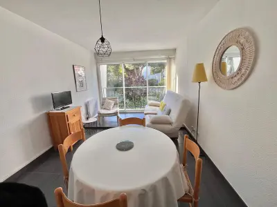 Appartement à La Grande Motte, Studio Lumineux à 700m de la Plage, Centre Ville, Pour 4 Personnes - L907806
