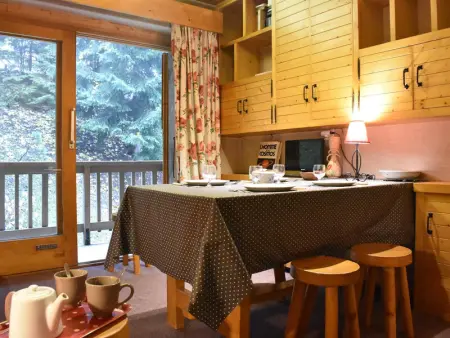 Appartement à Méribel, Charmant Studio au Pied des Pistes à Méribel, Navette et Terrasse - L907973