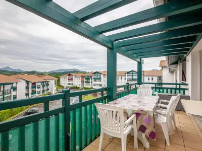 Wohnung in Hendaye, Calme et proche plage avec parking à Hendaye - L908011