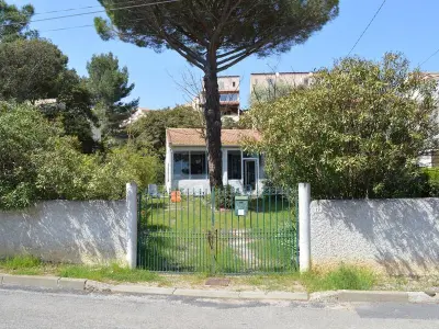 Maison à Fleury Saint Pierre la Mer, Maison avec Jardin, 5 couchages, St Pierre la Mer - Lave-vaisselle, Lave-linge, Animaux acceptés - L864927