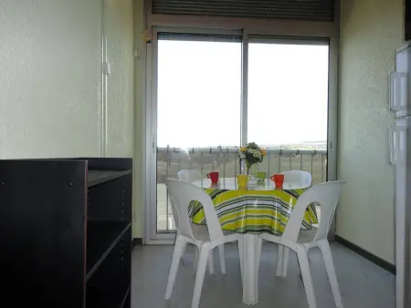 Appartement 2P avec Mezzanine, Piscine et Tennis, 800m de la Plage – 6 Couchages – St Pierre la Mer - Photo 1