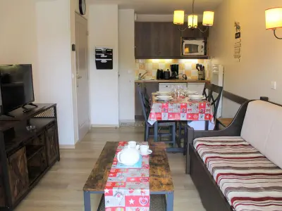 Appartement à Vars, Charmant T2 avec piscine, parking privé et accès direct aux pistes à Vars Les Claux - L908142