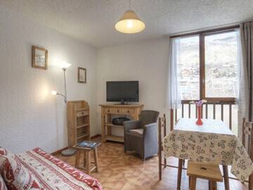 Location Appartement in Saint Chaffrey ,Studio cosy pour 2, Serre-Chevalier Chantemerle - Proche pistes, parking, casier à ski, animaux acceptés FR-1-330E-62 N°908177