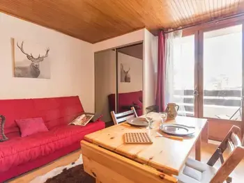 Appartement à La Salle les Alpes, Studio rénové près des pistes, parking, cuisine équipée - L908242