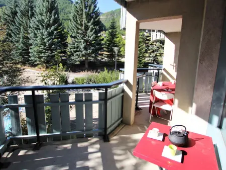 Appartement cosy avec piscine à 60m des pistes – 5 pers, parking privé, La Salle-les-Alpes. - Photo 16