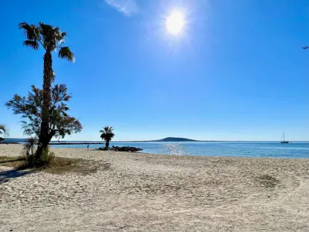 Appartement Standing avec Terrasse Vue Étang, 2 chambres et WIFI - Mèze - Photo 14
