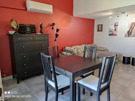 Appartement climatisé pour 2 avec piscine et parking sécurisé - Photo 3