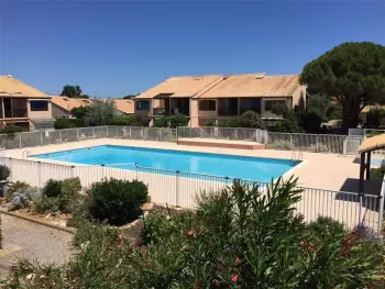 Villa in La Franqui,Charmante Villa T2 Mezzanine avec Piscine, Terrasse et Parking - Plage à Proximité FR-1-81-370 N°864987