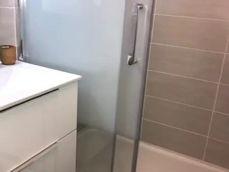 Appartement climatisé 4 pers, vue Lac, parking inclus - Photo 11