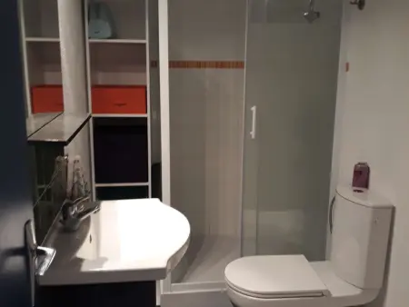 Villa T2 avec mezzanine, terrasse, parking privé, proche commerces et plage, calme, 6 couchages - Photo 8