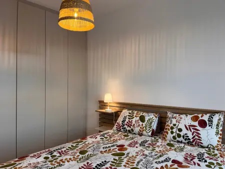 Appartement lumineux 3 pièces près des Halles et de la plage, wifi, clim, parkings proches - Photo 7